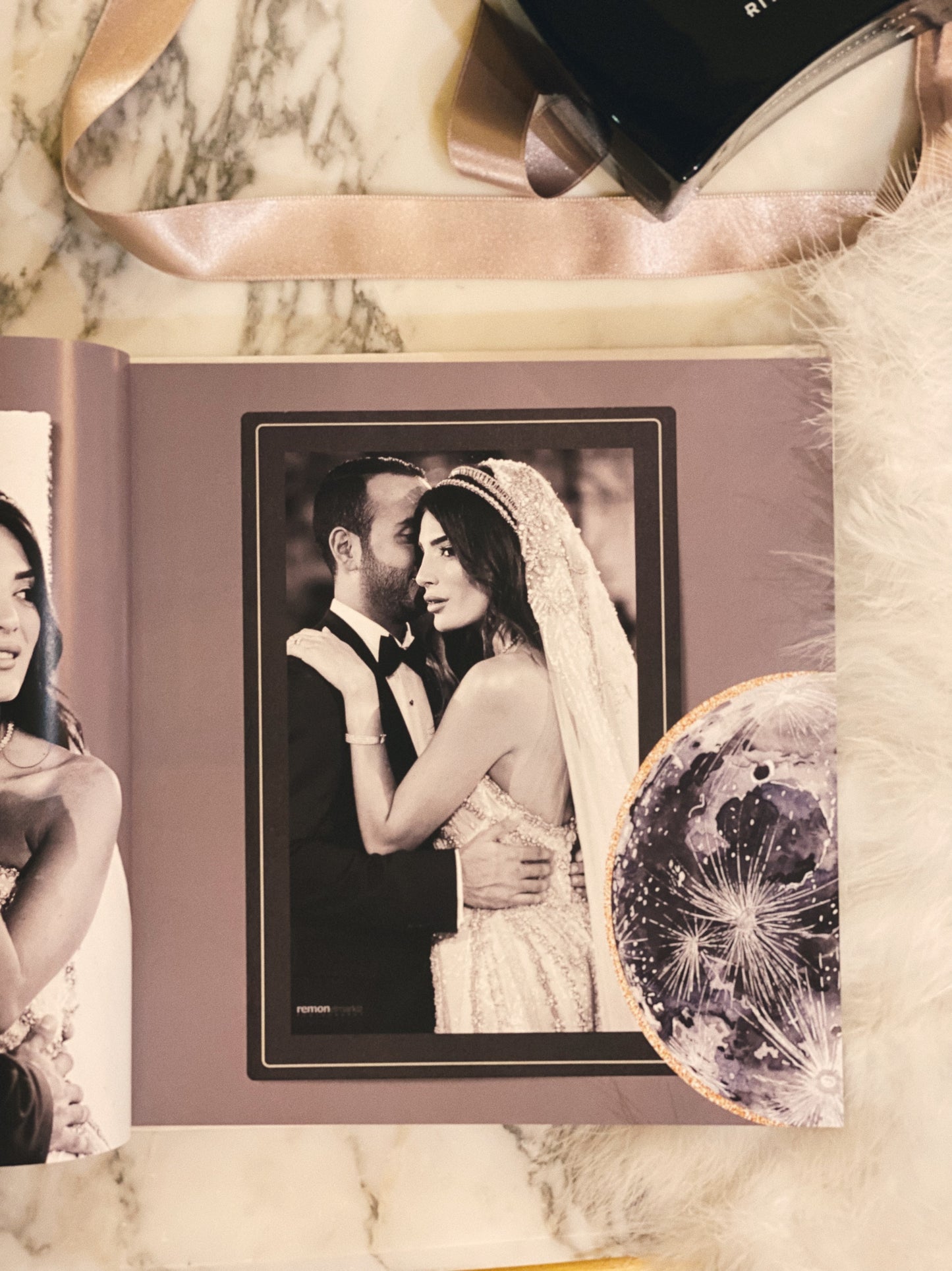 The Customized Wedding Book
