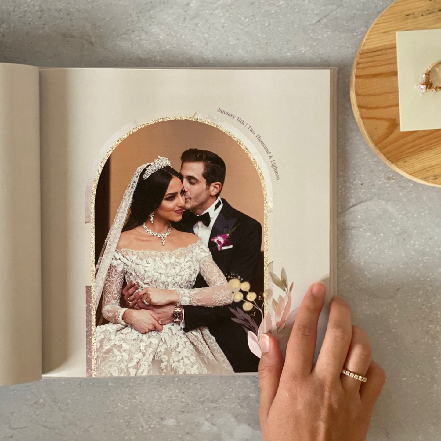The Customized Wedding Book