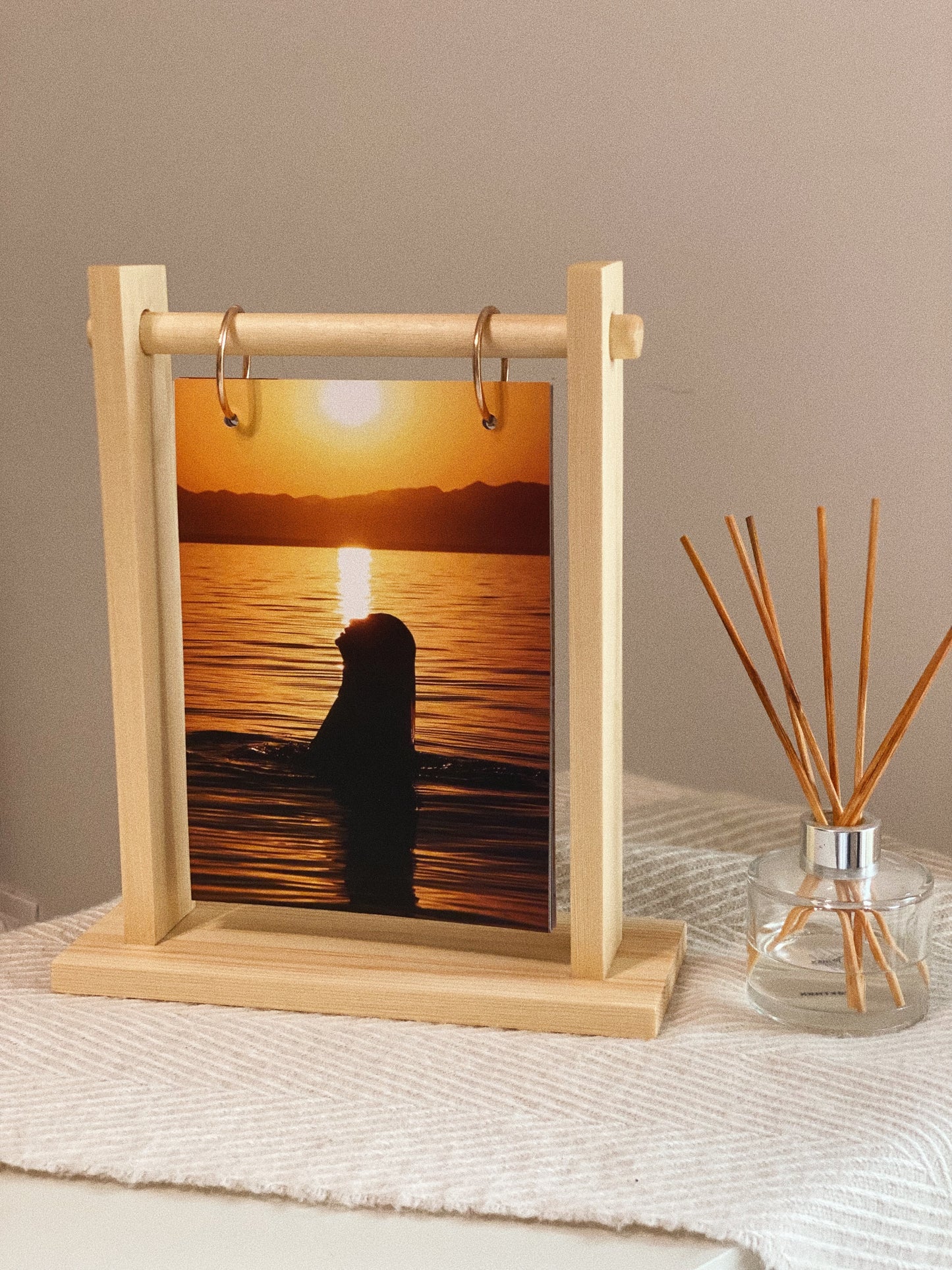 Photo Wooden Stand